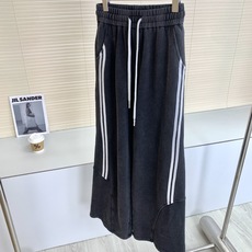 🛒𝐍𝐄𝐖 · 𝟐𝟎𝟐6/爆款现货 原创|26早秋侧边织带拼接休闲裤 高版出品!定制卫裤面料,软而不硬透气舒适,经典质感, 🛒𝐍𝐄𝐖 · 𝟐𝟎𝟐6/爆款现货 原创|26早秋侧边织带拼接休闲裤 高版出品!定制卫裤面料,软而不硬透气舒适,经典质感,