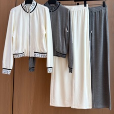 🛒𝐍𝐄𝐖 · 𝟐𝟎𝟐6/爆款现货 【秋冬上新】Ch*|26新品经典立领提花织带外套长裤套装! 高端定制双拉链上衣 搭 🛒𝐍𝐄𝐖 · 𝟐𝟎𝟐6/爆款现货 【秋冬上新】Ch*|26新品经典立领提花织带外套长裤套装! 高端定制双拉链上衣 搭
