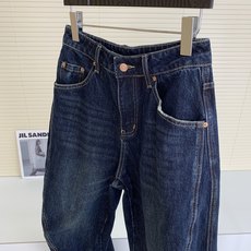 🛒𝐍𝐄𝐖 · 𝟐𝟎𝟐6/爆款现货 【秋冬上新】设计师|26新款复古牛仔裤 爆单款 气质女神必入 原生深蓝做旧质感 🛒𝐍𝐄𝐖 · 𝟐𝟎𝟐6/爆款现货 【秋冬上新】设计师|26新款复古牛仔裤 爆单款 气质女神必入 原生深蓝做旧质感
