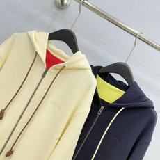 🛒𝐍𝐄𝐖 · 𝟐𝟎𝟐6/爆款现货 【原单品质】Lo *|🍂早秋封神|香蕉袖连帽拉链卫衣 这件真的把松弛感拿捏到位✨ 小众 🛒𝐍𝐄𝐖 · 𝟐𝟎𝟐6/爆款现货 【原单品质】Lo *|🍂早秋封神|香蕉袖连帽拉链卫衣 这件真的把松弛感拿捏到位✨ 小众
