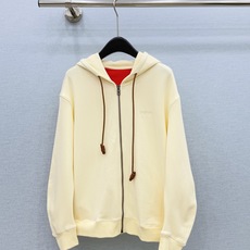 🛒𝐍𝐄𝐖 · 𝟐𝟎𝟐6/爆款现货 【原单品质】Lo *|🍂早秋封神|香蕉袖连帽拉链卫衣 这件真的把松弛感拿捏到位✨ 小众 🛒𝐍𝐄𝐖 · 𝟐𝟎𝟐6/爆款现货 【原单品质】Lo *|🍂早秋封神|香蕉袖连帽拉链卫衣 这件真的把松弛感拿捏到位✨ 小众