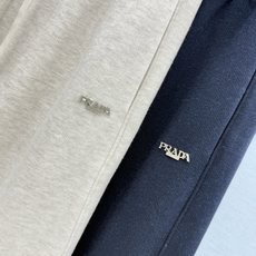 🛒𝐍𝐄𝐖 · 𝟐𝟎𝟐6/爆款现货 【秋冬上新】Pra*|松紧抽绳织带休闲裤 颜色百搭高级 定制版型尽显高级随意感 视觉盛 🛒𝐍𝐄𝐖 · 𝟐𝟎𝟐6/爆款现货 【秋冬上新】Pra*|松紧抽绳织带休闲裤 颜色百搭高级 定制版型尽显高级随意感 视觉盛