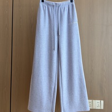 🛒𝐍𝐄𝐖 · 𝟐𝟎𝟐6/爆款现货 【秋冬上新】Ch*|✨✨早秋神裤|仿兔毛烫钻阔腿休闲裤 这条真的把温柔氛围感拿捏住💜 🛒𝐍𝐄𝐖 · 𝟐𝟎𝟐6/爆款现货 【秋冬上新】Ch*|✨✨早秋神裤|仿兔毛烫钻阔腿休闲裤 这条真的把温柔氛围感拿捏住💜
