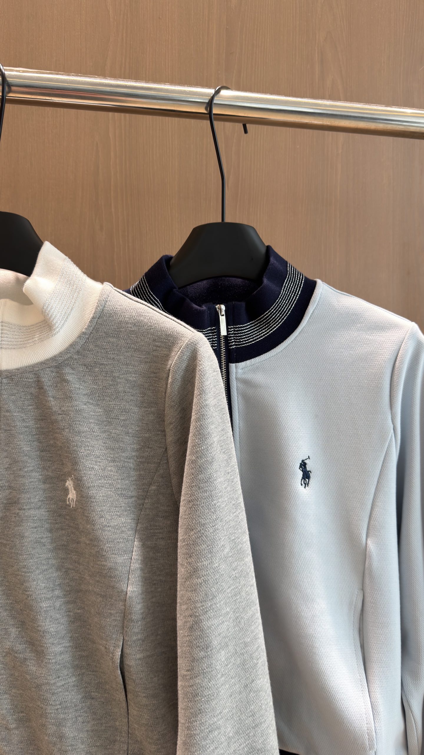 🛒𝐍𝐄𝐖 · 𝟐𝟎𝟐6/爆款现货 【秋冬上新】Po *｜26新品经典骏马刺绣休闲套装！ 高端定制双拉链立领拼接外套  搭