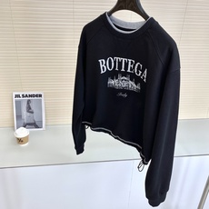 🛒𝐍𝐄𝐖 · 𝟐𝟎𝟐6/爆款现货 原单品质 小众*|2026新品重工抽绳薄款卫衣 精致版型,高级肌理细腻 极简主义常规 🛒𝐍𝐄𝐖 · 𝟐𝟎𝟐6/爆款现货 原单品质 小众*|2026新品重工抽绳薄款卫衣 精致版型,高级肌理细腻 极简主义常规