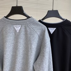 🛒𝐍𝐄𝐖 · 𝟐𝟎𝟐6/爆款现货 原单品质 小众*|2026新品重工抽绳薄款卫衣 精致版型,高级肌理细腻 极简主义常规 🛒𝐍𝐄𝐖 · 𝟐𝟎𝟐6/爆款现货 原单品质 小众*|2026新品重工抽绳薄款卫衣 精致版型,高级肌理细腻 极简主义常规