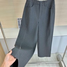 🛒𝐍𝐄𝐖 · 𝟐𝟎𝟐6/爆款现货 【秋冬上新】设计师|26新款毛边撞色休闲西裤 爆单款 气质女神必入 定制字母装饰 🛒𝐍𝐄𝐖 · 𝟐𝟎𝟐6/爆款现货 【秋冬上新】设计师|26新款毛边撞色休闲西裤 爆单款 气质女神必入 定制字母装饰