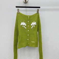 🛒𝐍𝐄𝐖 · 𝟐𝟎𝟐6/爆款现货 【原单品质】小众|2026早秋新款法式羊毛混马海毛手工订珠针织开衫 一字领设计,高订纱 🛒𝐍𝐄𝐖 · 𝟐𝟎𝟐6/爆款现货 【原单品质】小众|2026早秋新款法式羊毛混马海毛手工订珠针织开衫 一字领设计,高订纱