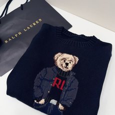 🛒𝐍𝐄𝐖 · 𝟐𝟎𝟐6/爆款现货 【原版定制】小众*|✨藏青色小熊毛衣|早秋氛围感直接拉满 谁能拒绝一件软糯的小熊针织毛 🛒𝐍𝐄𝐖 · 𝟐𝟎𝟐6/爆款现货 【原版定制】小众*|✨藏青色小熊毛衣|早秋氛围感直接拉满 谁能拒绝一件软糯的小熊针织毛