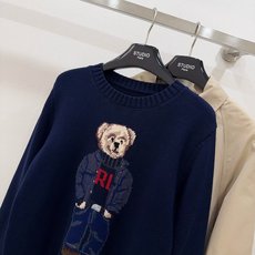 🛒𝐍𝐄𝐖 · 𝟐𝟎𝟐6/爆款现货 【原版定制】小众*|✨藏青色小熊毛衣|早秋氛围感直接拉满 谁能拒绝一件软糯的小熊针织毛 🛒𝐍𝐄𝐖 · 𝟐𝟎𝟐6/爆款现货 【原版定制】小众*|✨藏青色小熊毛衣|早秋氛围感直接拉满 谁能拒绝一件软糯的小熊针织毛