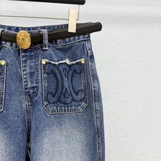 🛒𝐍𝐄𝐖 · 𝟐𝟎𝟐6/爆款现货 【秋冬上新】设计师|26新款刺绣口袋直筒牛仔裤 爆单款 气质女神必入 定制专属图案 🛒𝐍𝐄𝐖 · 𝟐𝟎𝟐6/爆款现货 【秋冬上新】设计师|26新款刺绣口袋直筒牛仔裤 爆单款 气质女神必入 定制专属图案