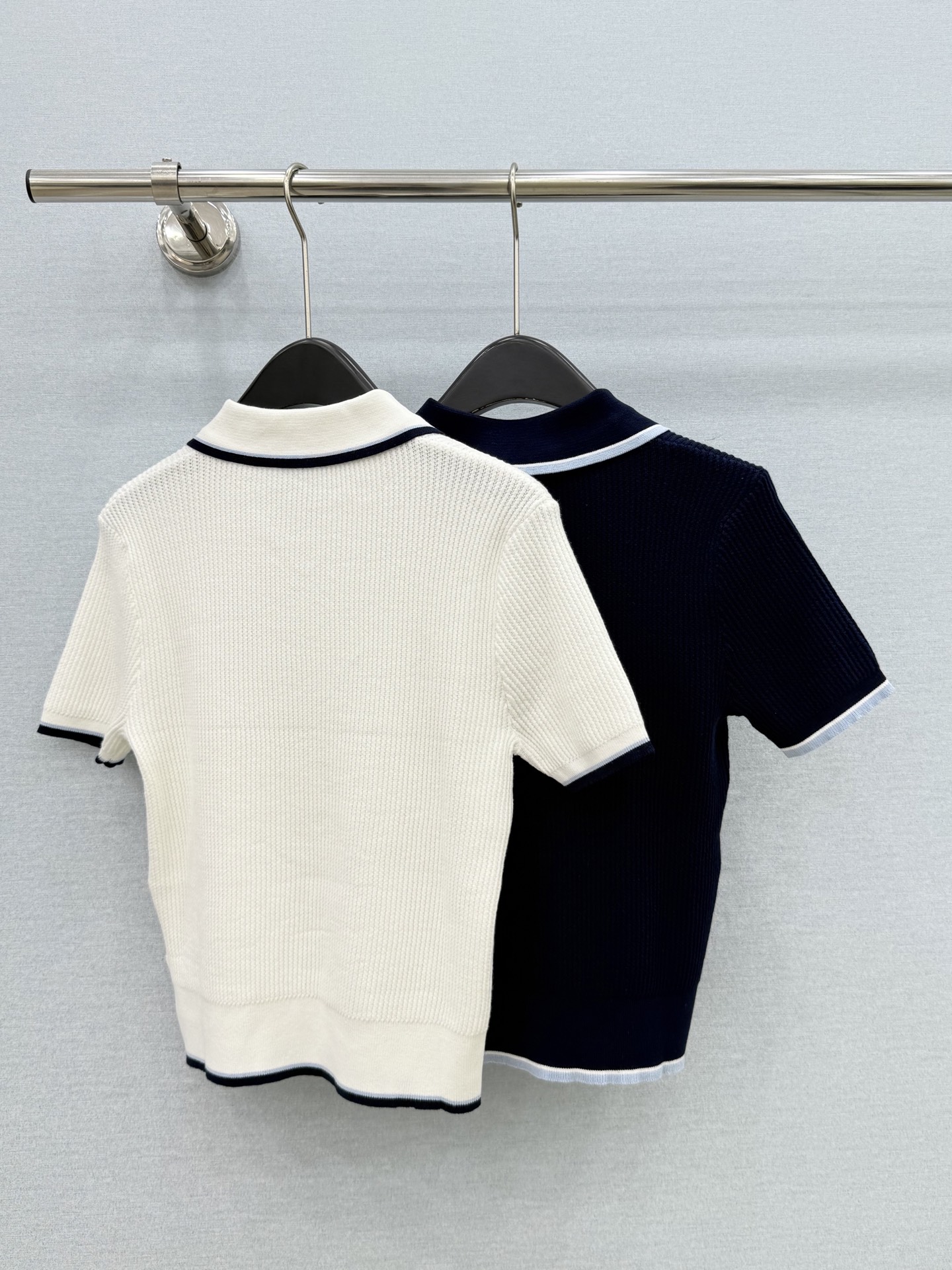 🛒𝐍𝐄𝐖 · 𝟐𝟎𝟐6/爆款现货 【原单品质】🍂韩系学院风套装｜甜妹本命两件套套装 Polo领针织短袖+百褶短裙成套搭配