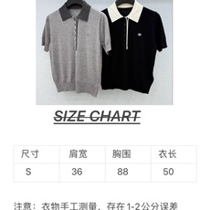 🛒𝐍𝐄𝐖 · 𝟐𝟎𝟐6/爆款现货 【原单品质】🤎老钱风Polo针织短袖|简约高级永不过时 早秋刚需针织Polo上衣✨ 撞 🛒𝐍𝐄𝐖 · 𝟐𝟎𝟐6/爆款现货 【原单品质】🤎老钱风Polo针织短袖|简约高级永不过时 早秋刚需针织Polo上衣✨ 撞