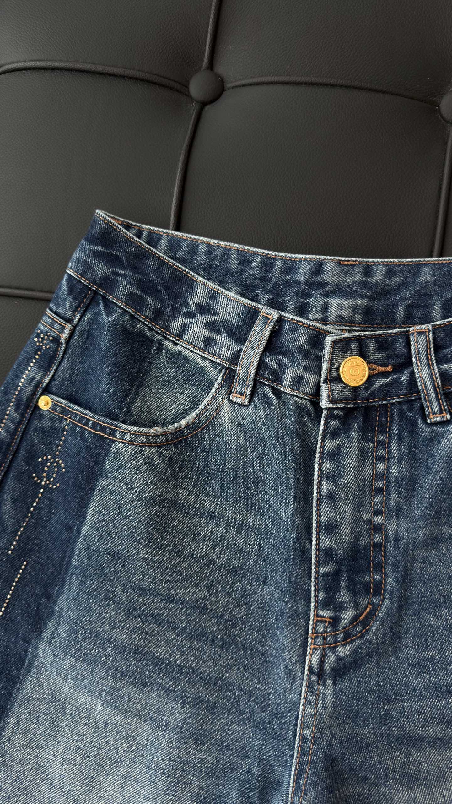 🛒𝐍𝐄𝐖 · 𝟐𝟎𝟐6/爆款现货 【秋冬新款】重工烫钻阔腿牛仔裤✨腿长直接拉满 早秋本命牛仔裤来了💙 撞色拼接水洗蓝,复 🛒𝐍𝐄𝐖 · 𝟐𝟎𝟐6/爆款现货 【秋冬新款】重工烫钻阔腿牛仔裤✨腿长直接拉满 早秋本命牛仔裤来了💙 撞色拼接水洗蓝,复