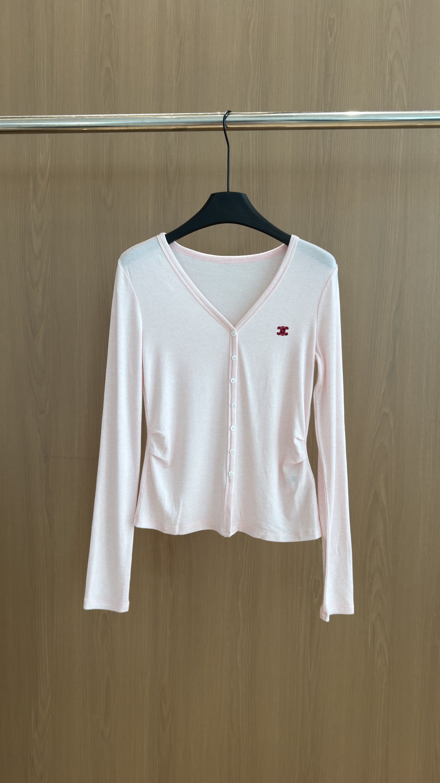 🛒𝐍𝐄𝐖 · 𝟐𝟎𝟐6/爆款现货 【秋冬上新】设计师|✨爆款天丝羊毛小衫|实体店必入 高配比75%天丝+19%羊毛,手感 🛒𝐍𝐄𝐖 · 𝟐𝟎𝟐6/爆款现货 【秋冬上新】设计师|✨爆款天丝羊毛小衫|实体店必入 高配比75%天丝+19%羊毛,手感