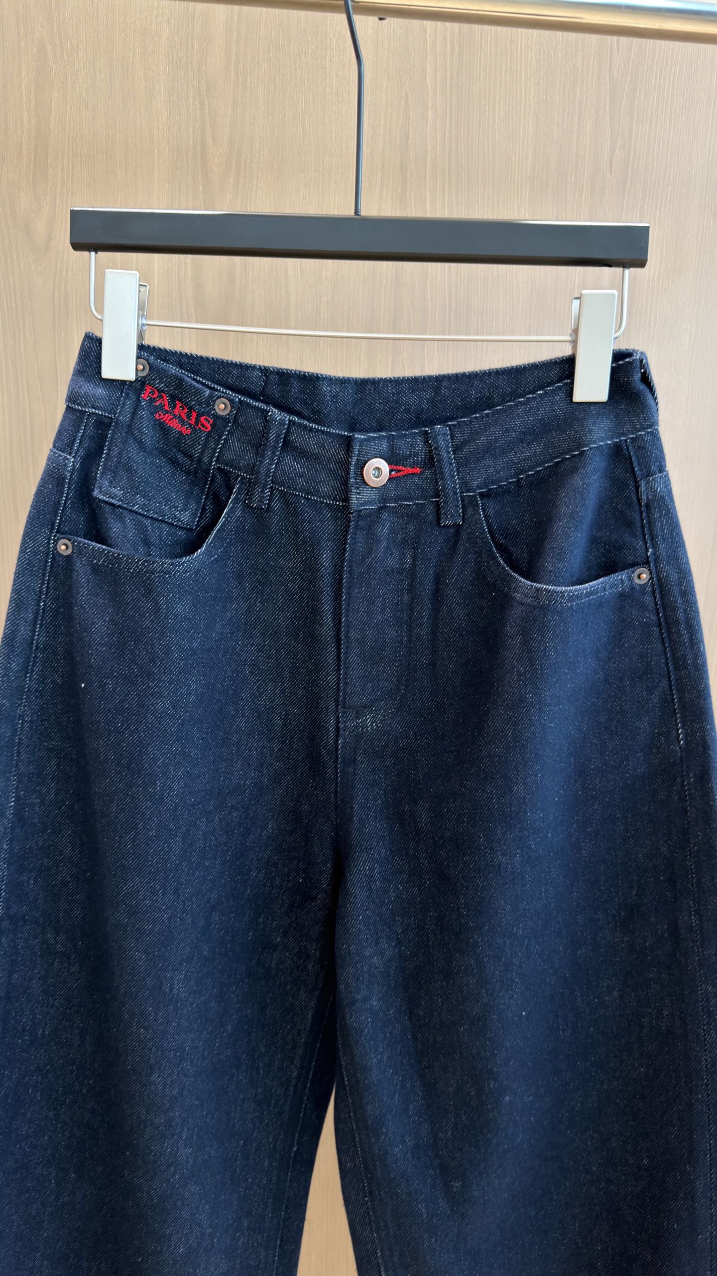 🛒𝐍𝐄𝐖 · 𝟐𝟎𝟐6/爆款现货 【秋冬新款】💙复古藏青镰刀牛仔裤|梨形天菜裤型 本命原色牛仔来了!经典深蓝原色,不易掉 🛒𝐍𝐄𝐖 · 𝟐𝟎𝟐6/爆款现货 【秋冬新款】💙复古藏青镰刀牛仔裤|梨形天菜裤型 本命原色牛仔来了!经典深蓝原色,不易掉