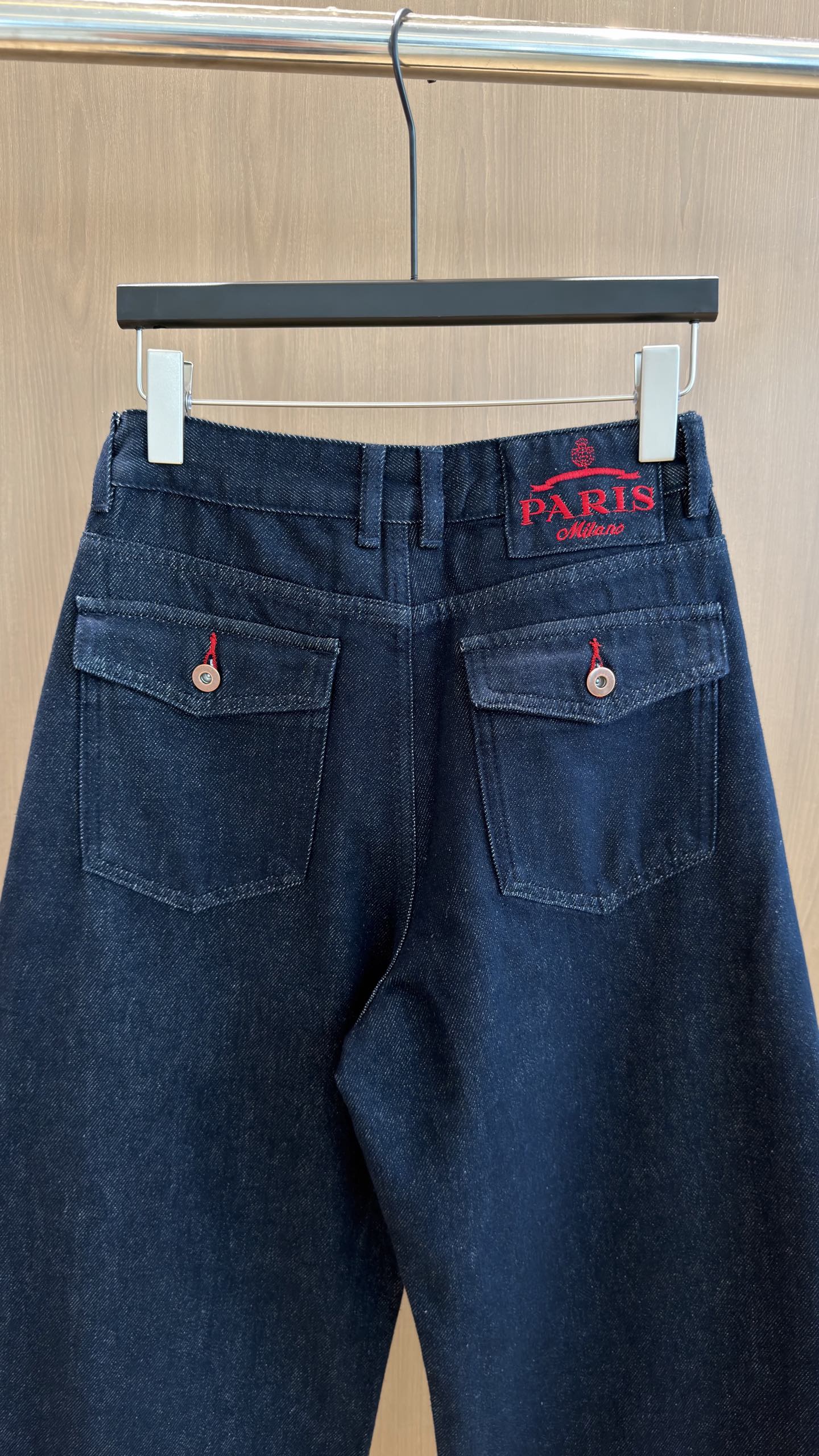 🛒𝐍𝐄𝐖 · 𝟐𝟎𝟐6/爆款现货 【秋冬新款】💙复古藏青镰刀牛仔裤|梨形天菜裤型 本命原色牛仔来了!经典深蓝原色,不易掉 🛒𝐍𝐄𝐖 · 𝟐𝟎𝟐6/爆款现货 【秋冬新款】💙复古藏青镰刀牛仔裤|梨形天菜裤型 本命原色牛仔来了!经典深蓝原色,不易掉