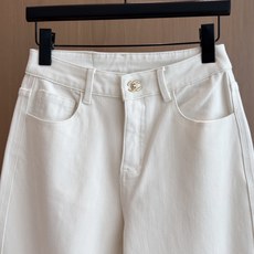 🛒𝐍𝐄𝐖 · 𝟐𝟎𝟐6/爆款现货 【秋冬上新】设计师|26新款精致双C牛仔裤 爆单款 气质女神必入 定制专属图文 高 🛒𝐍𝐄𝐖 · 𝟐𝟎𝟐6/爆款现货 【秋冬上新】设计师|26新款精致双C牛仔裤 爆单款 气质女神必入 定制专属图文 高