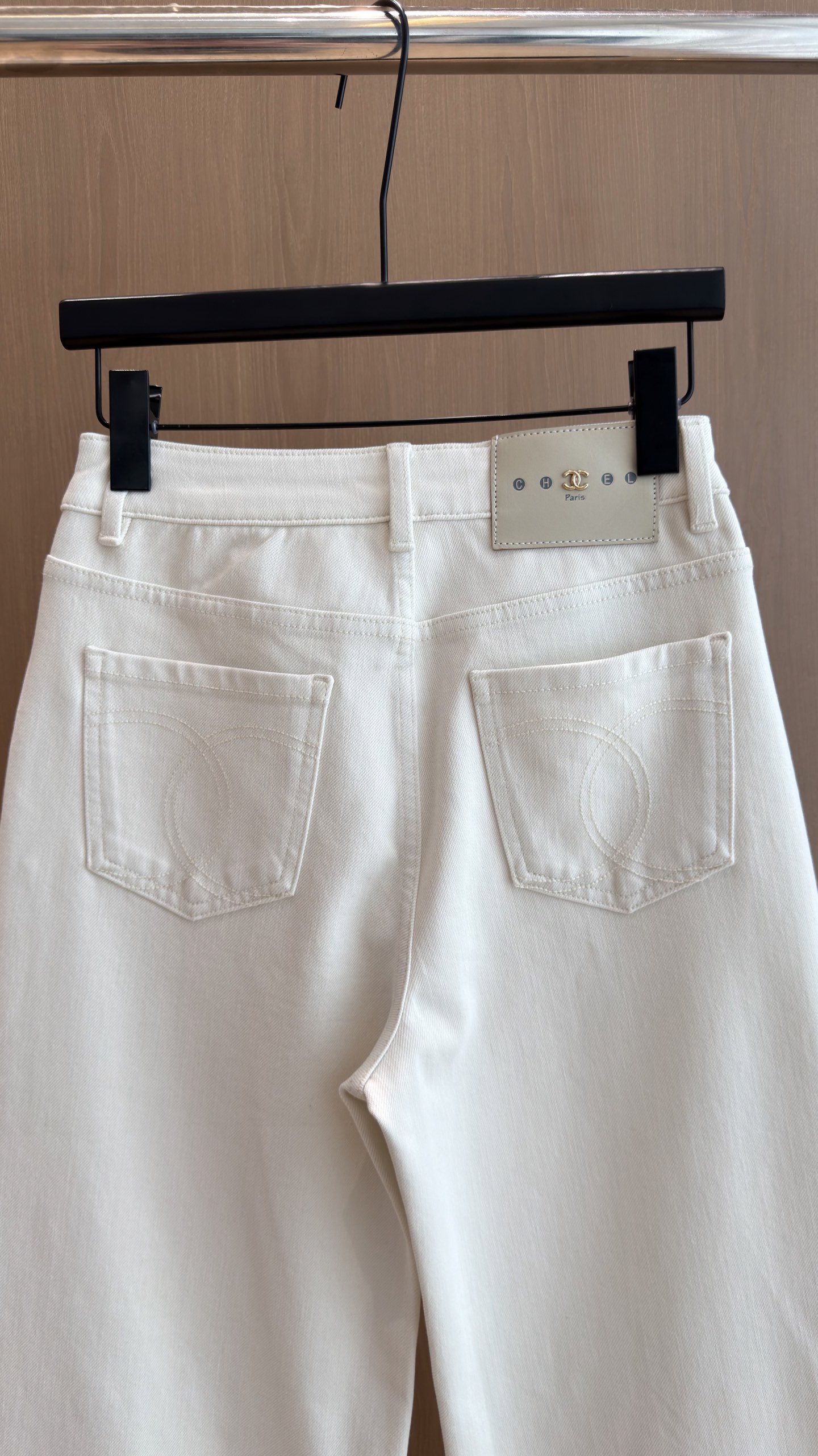 🛒𝐍𝐄𝐖 · 𝟐𝟎𝟐6/爆款现货 【秋冬上新】设计师|26新款精致双C牛仔裤 爆单款 气质女神必入 定制专属图文 高 🛒𝐍𝐄𝐖 · 𝟐𝟎𝟐6/爆款现货 【秋冬上新】设计师|26新款精致双C牛仔裤 爆单款 气质女神必入 定制专属图文 高