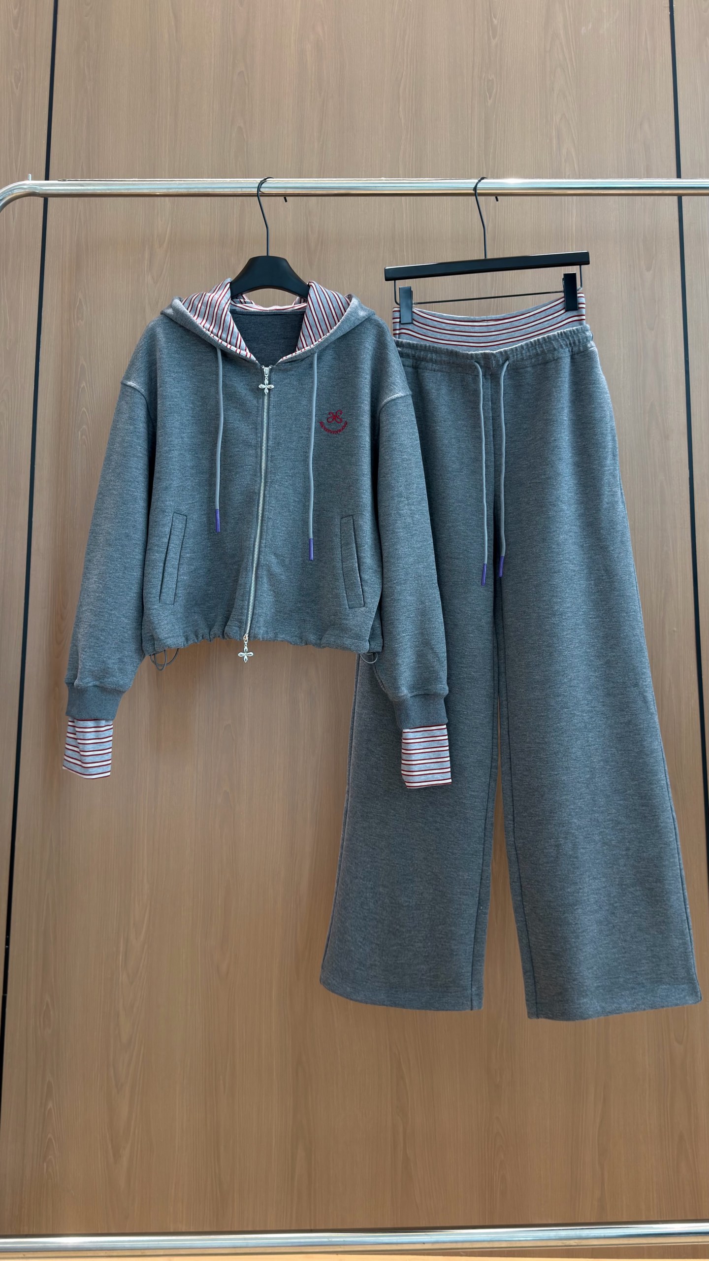 🛒𝐍𝐄𝐖 · 𝟐𝟎𝟐6/爆款现货 【秋冬上新】设计师|✨秋冬懒人套装|毫不费力的高级松弛感 被这套休闲套装狠狠拿捏住🤎 🛒𝐍𝐄𝐖 · 𝟐𝟎𝟐6/爆款现货 【秋冬上新】设计师|✨秋冬懒人套装|毫不费力的高级松弛感 被这套休闲套装狠狠拿捏住🤎