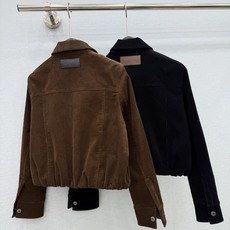 🛒𝐍𝐄𝐖 · 𝟐𝟎𝟐5/爆款现货 【秋冬上新】Lo*|皮牌灯芯绒休闲外套 系列款 定制面料,日常穿搭 高级的调调又A又 🛒𝐍𝐄𝐖 · 𝟐𝟎𝟐5/爆款现货 【秋冬上新】Lo*|皮牌灯芯绒休闲外套 系列款 定制面料,日常穿搭 高级的调调又A又