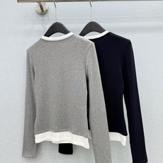🛒𝐍𝐄𝐖 · 𝟐𝟎𝟐6/爆款现货 【高品质】Ch*|2026新款中古风假两件长袖打底衫 半拉链错层设计,云感舒适的系列! 🛒𝐍𝐄𝐖 · 𝟐𝟎𝟐6/爆款现货 【高品质】Ch*|2026新款中古风假两件长袖打底衫 半拉链错层设计,云感舒适的系列!