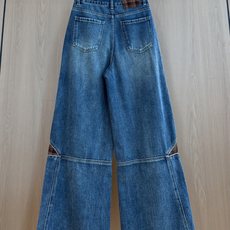 🛒𝐍𝐄𝐖 · 𝟐𝟎𝟐6/爆款现货 【秋冬上新】设计师|26新款格纹拼接阔腿牛仔裤 爆单系列款 气质女神必入 高订面料 🛒𝐍𝐄𝐖 · 𝟐𝟎𝟐6/爆款现货 【秋冬上新】设计师|26新款格纹拼接阔腿牛仔裤 爆单系列款 气质女神必入 高订面料