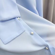 🛒𝐍𝐄𝐖 · 𝟐𝟎𝟐6/爆款现货 【秋冬上新】V*|26新款蝴蝶结纯色衬衫 颜色百搭高级 定制版型包容性好 尽显高级随意 🛒𝐍𝐄𝐖 · 𝟐𝟎𝟐6/爆款现货 【秋冬上新】V*|26新款蝴蝶结纯色衬衫 颜色百搭高级 定制版型包容性好 尽显高级随意