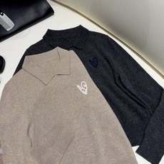 🛒𝐍𝐄𝐖 · 𝟐𝟎𝟐6/爆款现货 【高版本】Acn*|翻领爱心提花针织衫 衣柜永远缺一件的基础单品!! 不费力的松弛氛围 🛒𝐍𝐄𝐖 · 𝟐𝟎𝟐6/爆款现货 【高版本】Acn*|翻领爱心提花针织衫 衣柜永远缺一件的基础单品!! 不费力的松弛氛围