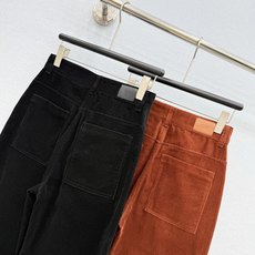 🛒𝐍𝐄𝐖 · 𝟐𝟎𝟐6/爆款现货 【原单品质】Her*|皮牌灯芯绒休闲裤 定制面料,日常穿搭 高级的调调又A又飒! 🛒𝐍𝐄𝐖 · 𝟐𝟎𝟐6/爆款现货 【原单品质】Her*|皮牌灯芯绒休闲裤 定制面料,日常穿搭 高级的调调又A又飒!