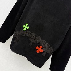 🛒𝐍𝐄𝐖 · 𝟐𝟎𝟐6/爆款现货 【原单品质】克罗星*|宽松版十字贴长袖工艺上衣 高订毛巾面料 亲肤透气舒适 标志性字母 🛒𝐍𝐄𝐖 · 𝟐𝟎𝟐6/爆款现货 【原单品质】克罗星*|宽松版十字贴长袖工艺上衣 高订毛巾面料 亲肤透气舒适 标志性字母