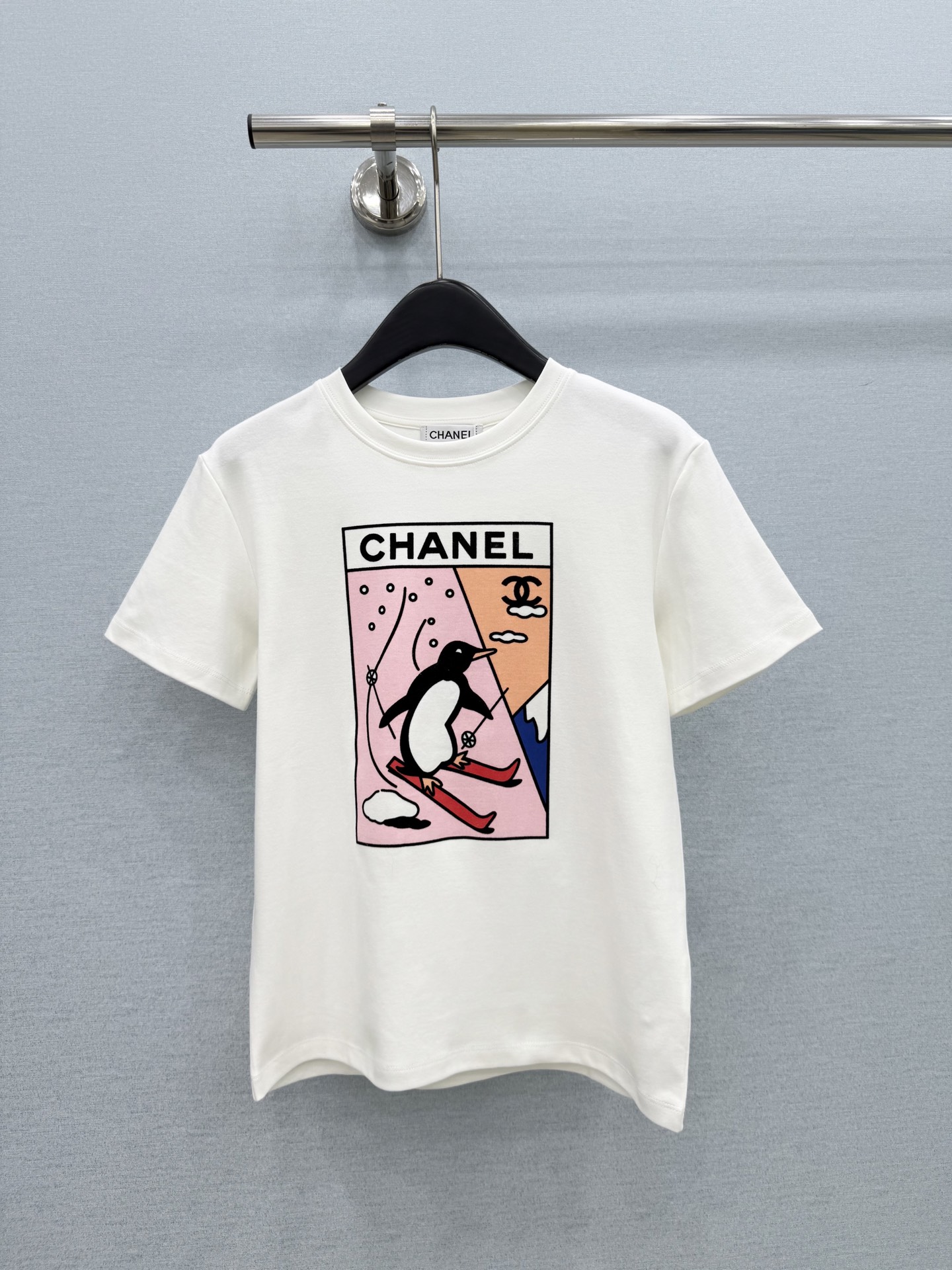 🛒𝐍𝐄𝐖 · 𝟐𝟎𝟐6/爆款现货 【原单品质】C*｜2026新款印花短袖T恤 高订面料，百搭版型  ，上身的触感谁穿谁知