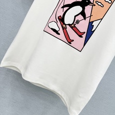 🛒𝐍𝐄𝐖 · 𝟐𝟎𝟐6/爆款现货 【原单品质】C*|2026新款印花短袖T恤 高订面料,百搭版型 ,上身的触感谁穿谁知 🛒𝐍𝐄𝐖 · 𝟐𝟎𝟐6/爆款现货 【原单品质】C*|2026新款印花短袖T恤 高订面料,百搭版型 ,上身的触感谁穿谁知