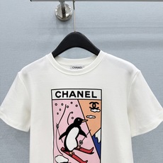🛒𝐍𝐄𝐖 · 𝟐𝟎𝟐6/爆款现货 【原单品质】C*|2026新款印花短袖T恤 高订面料,百搭版型 ,上身的触感谁穿谁知 🛒𝐍𝐄𝐖 · 𝟐𝟎𝟐6/爆款现货 【原单品质】C*|2026新款印花短袖T恤 高订面料,百搭版型 ,上身的触感谁穿谁知