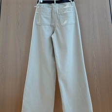 🛒𝐍𝐄𝐖 · 𝟐𝟎𝟐6/爆款现货 【秋冬新款】设计师|老花链条磨毛牛仔裤 采用高端定制面料,牛仔穿起来非常舒适,常规设计 🛒𝐍𝐄𝐖 · 𝟐𝟎𝟐6/爆款现货 【秋冬新款】设计师|老花链条磨毛牛仔裤 采用高端定制面料,牛仔穿起来非常舒适,常规设计