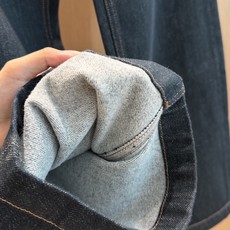 🛒𝐍𝐄𝐖 · 𝟐𝟎𝟐6/爆款现货 【秋冬新款】设计师|双口袋磨毛薄加绒牛仔裤 采用高端定制面料,牛仔穿起来非常舒适,常规 🛒𝐍𝐄𝐖 · 𝟐𝟎𝟐6/爆款现货 【秋冬新款】设计师|双口袋磨毛薄加绒牛仔裤 采用高端定制面料,牛仔穿起来非常舒适,常规