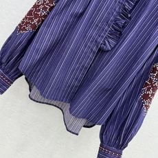 🛒𝐍𝐄𝐖 · 𝟐𝟎𝟐6/爆款现货 原单品质 小众|26经典荷叶边刺绣条纹衬衫 宫廷法式极致穿搭 最新系列单品 强烈推荐 🛒𝐍𝐄𝐖 · 𝟐𝟎𝟐6/爆款现货 原单品质 小众|26经典荷叶边刺绣条纹衬衫 宫廷法式极致穿搭 最新系列单品 强烈推荐