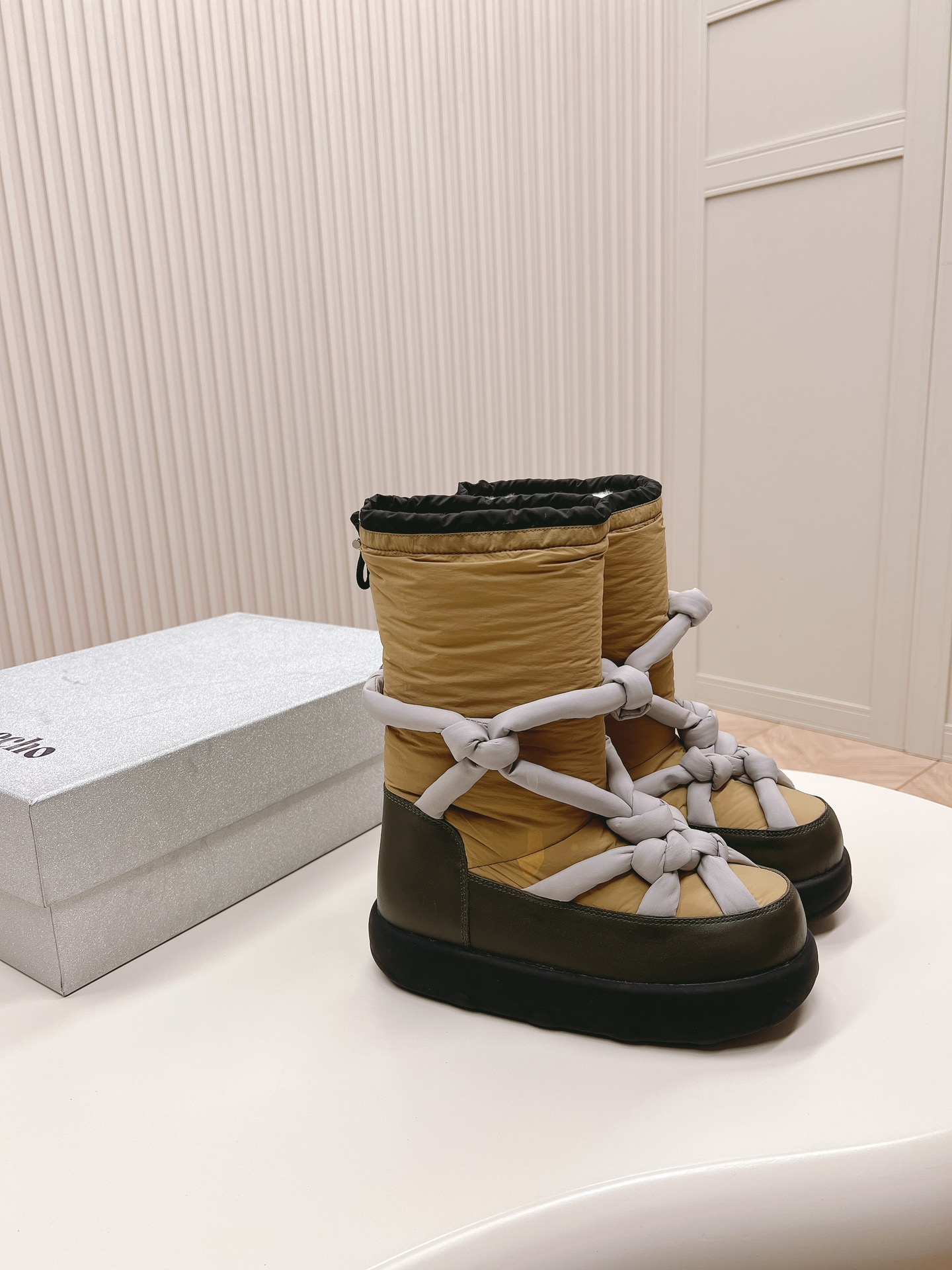 Fashionable Snow Boots by Small Designers with Unique Design and Comfortable Materials