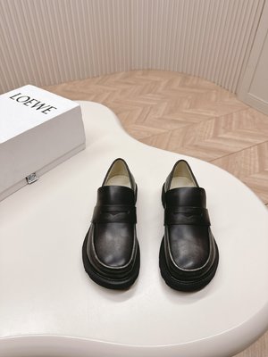 Loewe Casual Shoes Loafers Single Layer Shoes Calfskin Cowhide Rubber Vintage Casual