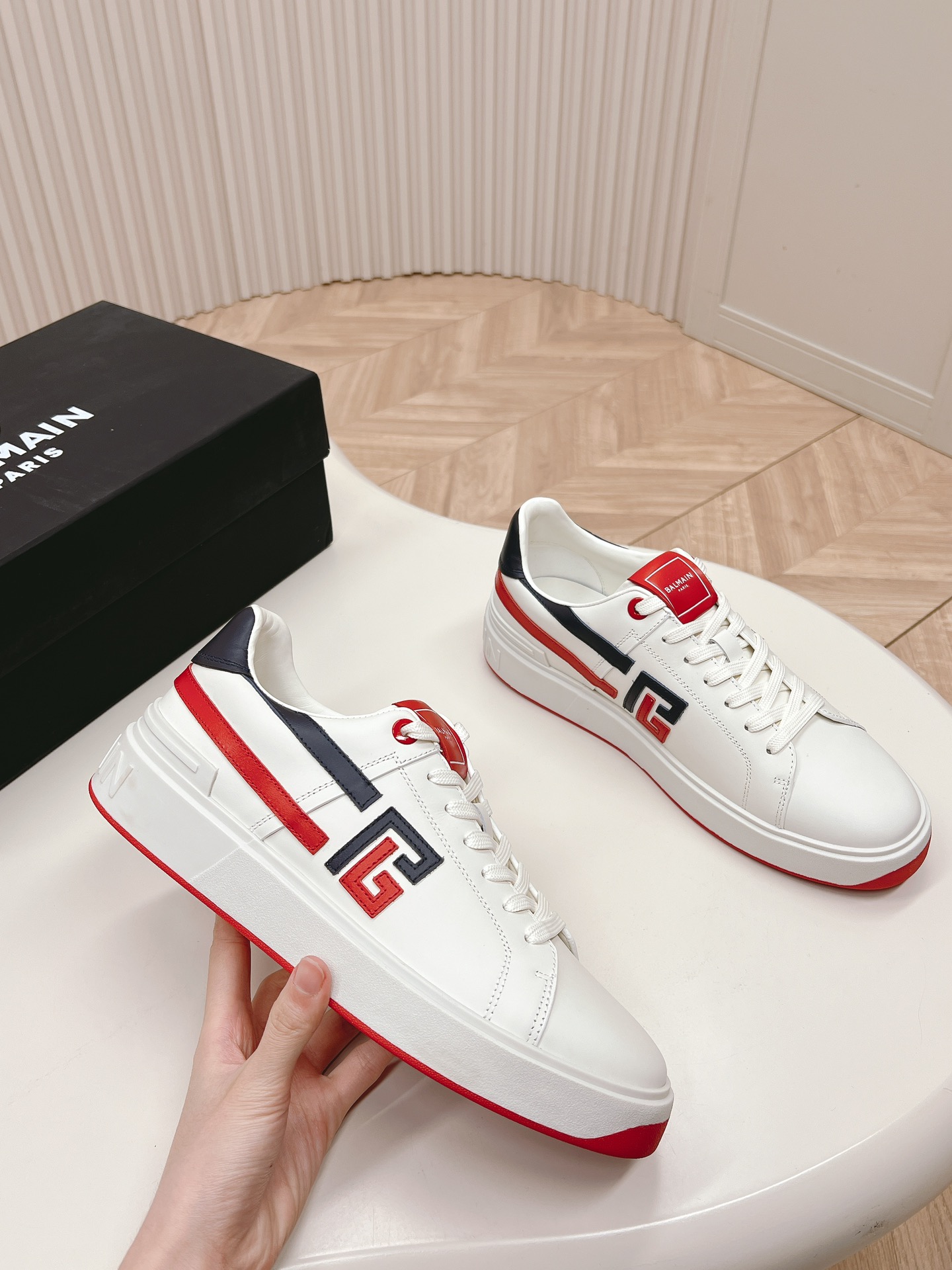 Bold and Empowering: P759 Balmain Scratch Men’s Shoes Series Review - 图片 5