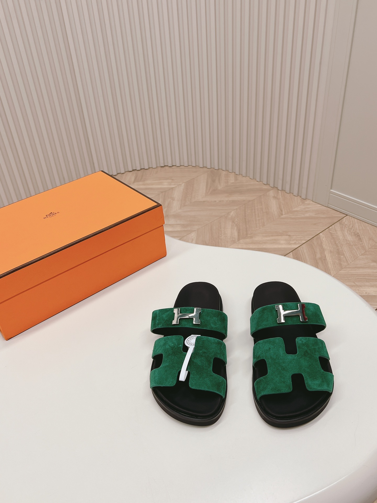 Hermès Hermes爱马仕春夏凉拖系列 款型 一直都很火爆的二舅拖鞋- 凉鞋,随意各种搭配都很棒