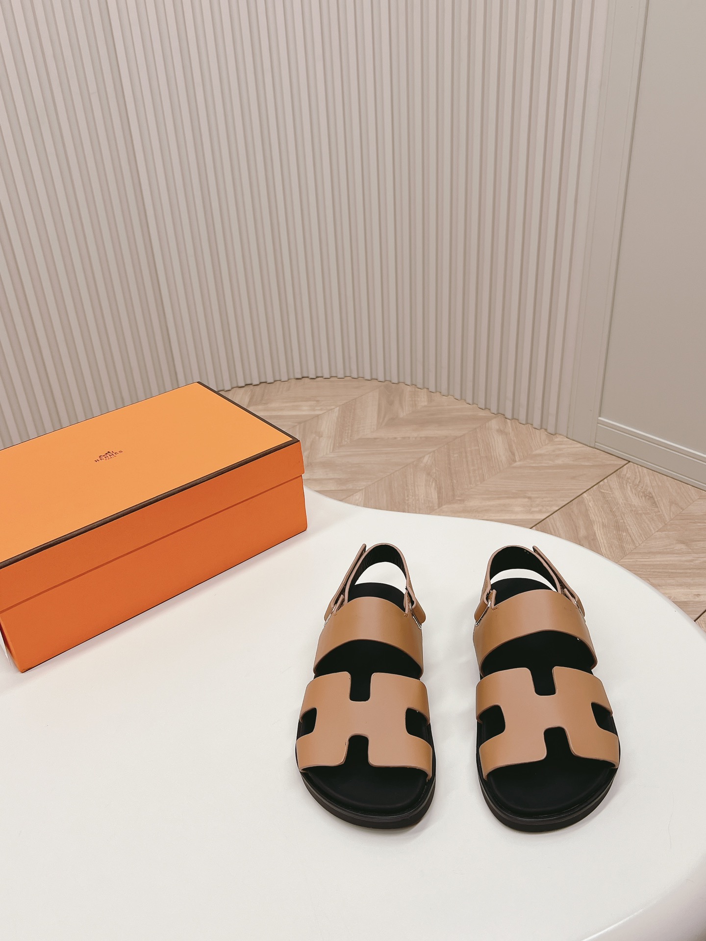 Hermès Hermes爱马仕春夏凉拖系列 款型 一直都很火爆的二舅拖鞋- 凉鞋,随意各种搭配都很棒