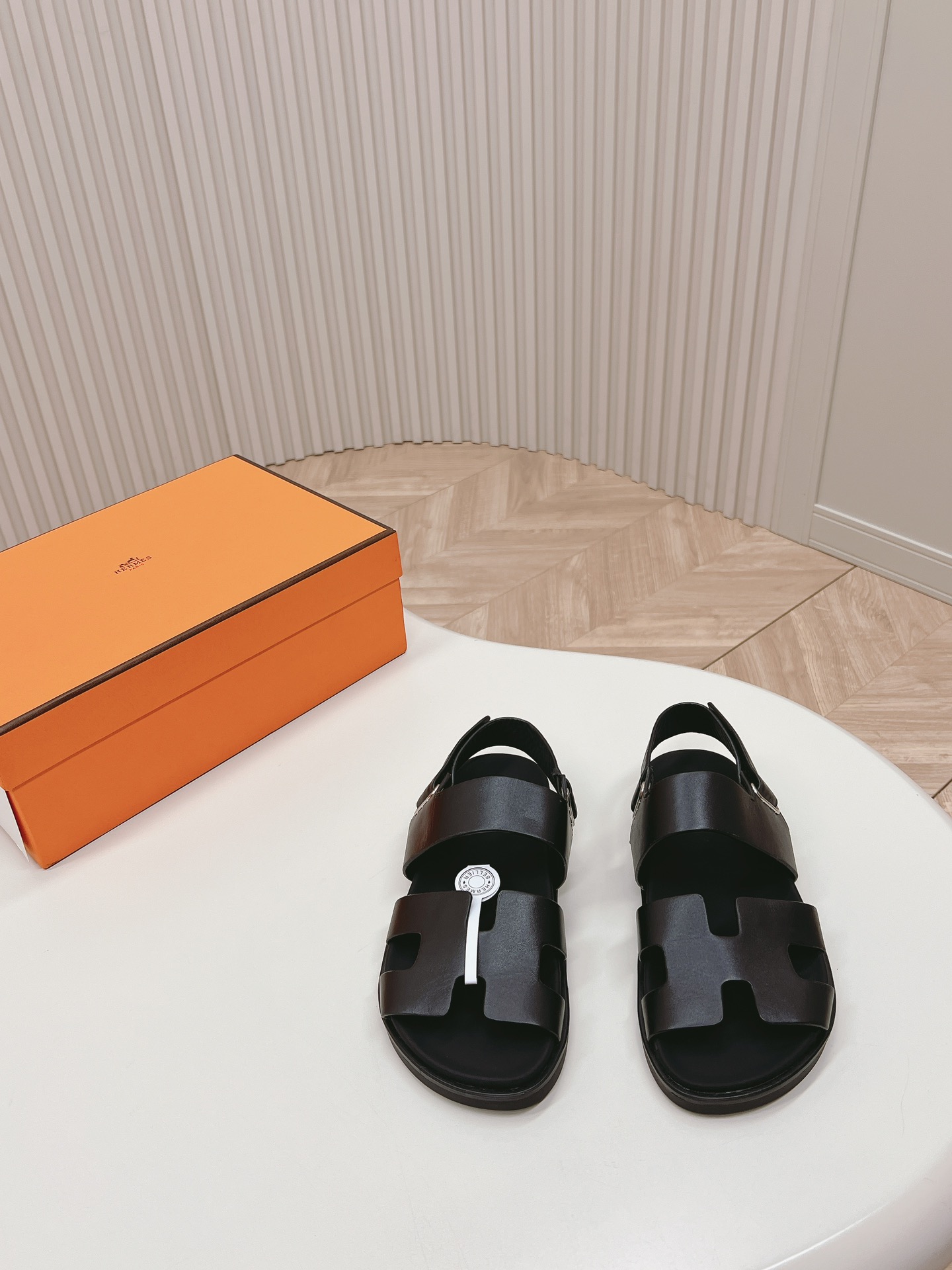 Hermès Hermes爱马仕春夏凉拖系列 款型 一直都很火爆的二舅拖鞋- 凉鞋,随意各种搭配都很棒