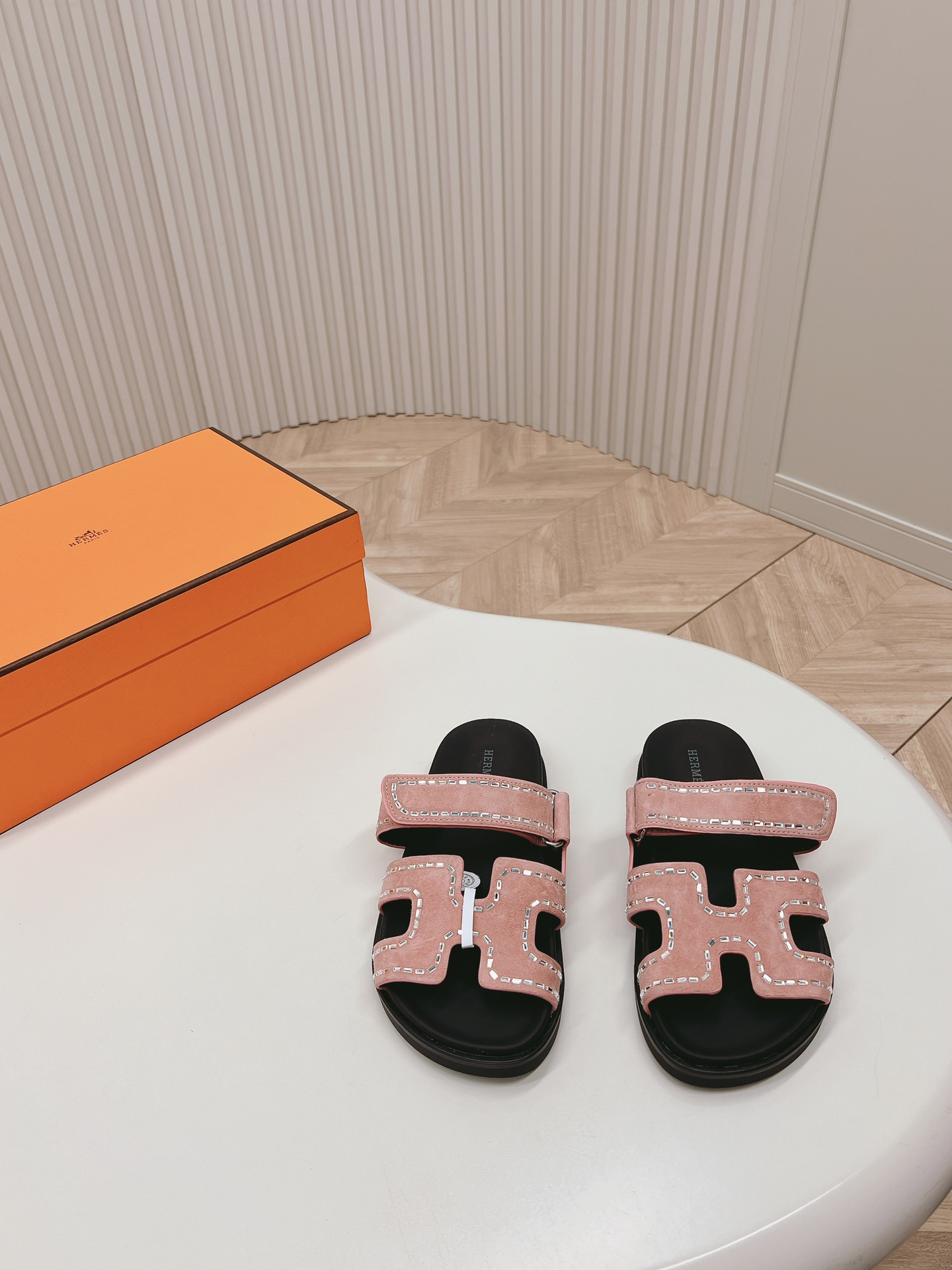 Hermès Hermes爱马仕春夏凉拖系列 款型 一直都很火爆的二舅拖鞋- 凉鞋,随意各种搭配都很棒