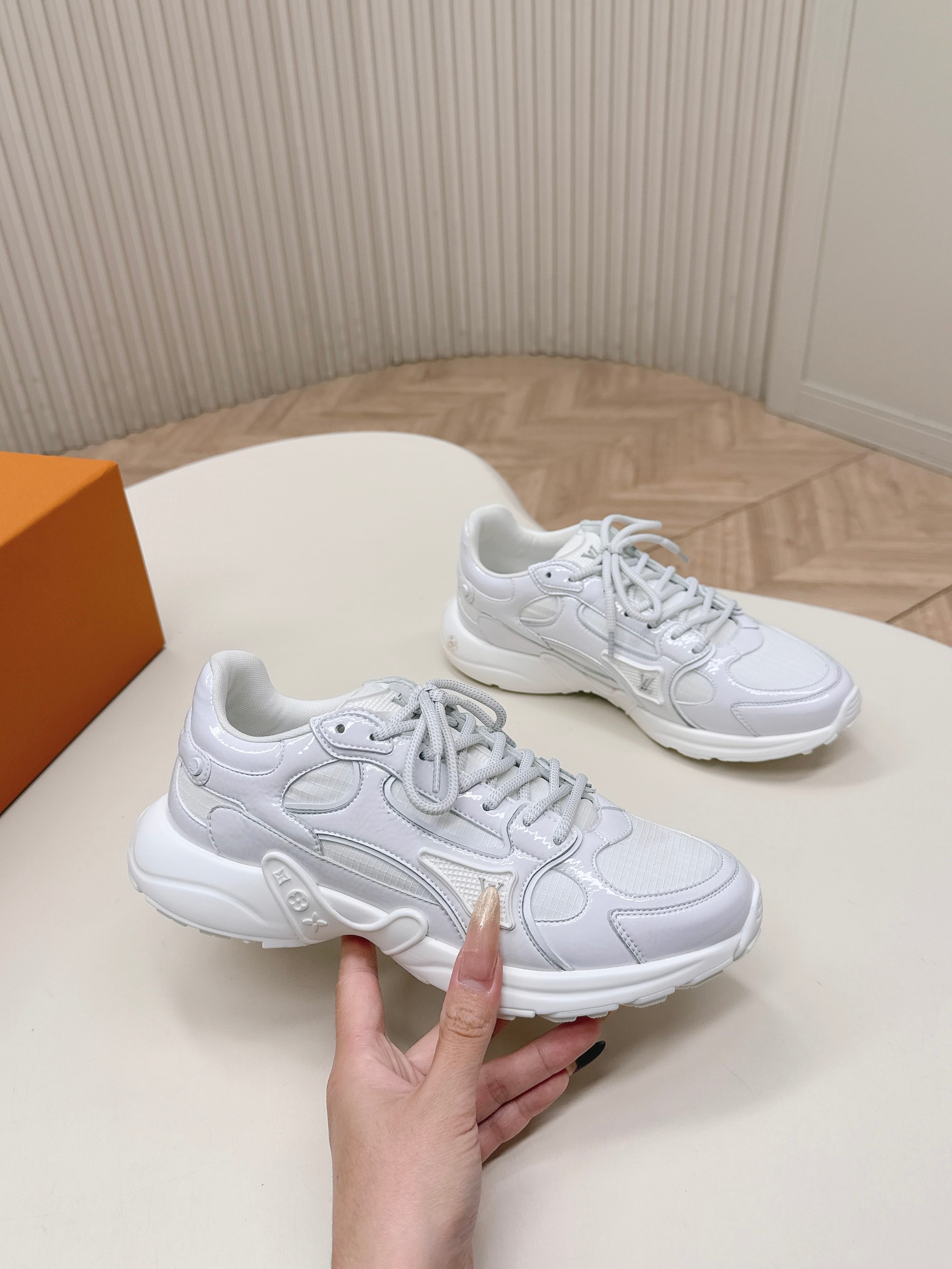 Louis Vuitton LV 路易威登 26新款 OLYMPIA休闲运动鞋