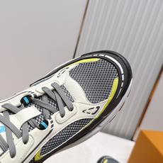 男款Louis Vuitton路易威登 LV Tatic Runner 运动鞋这款鞋是LV近年热门的“老 男款Louis Vuitton路易威登 LV Tatic Runner 运动鞋这款鞋是LV近年热门的“老