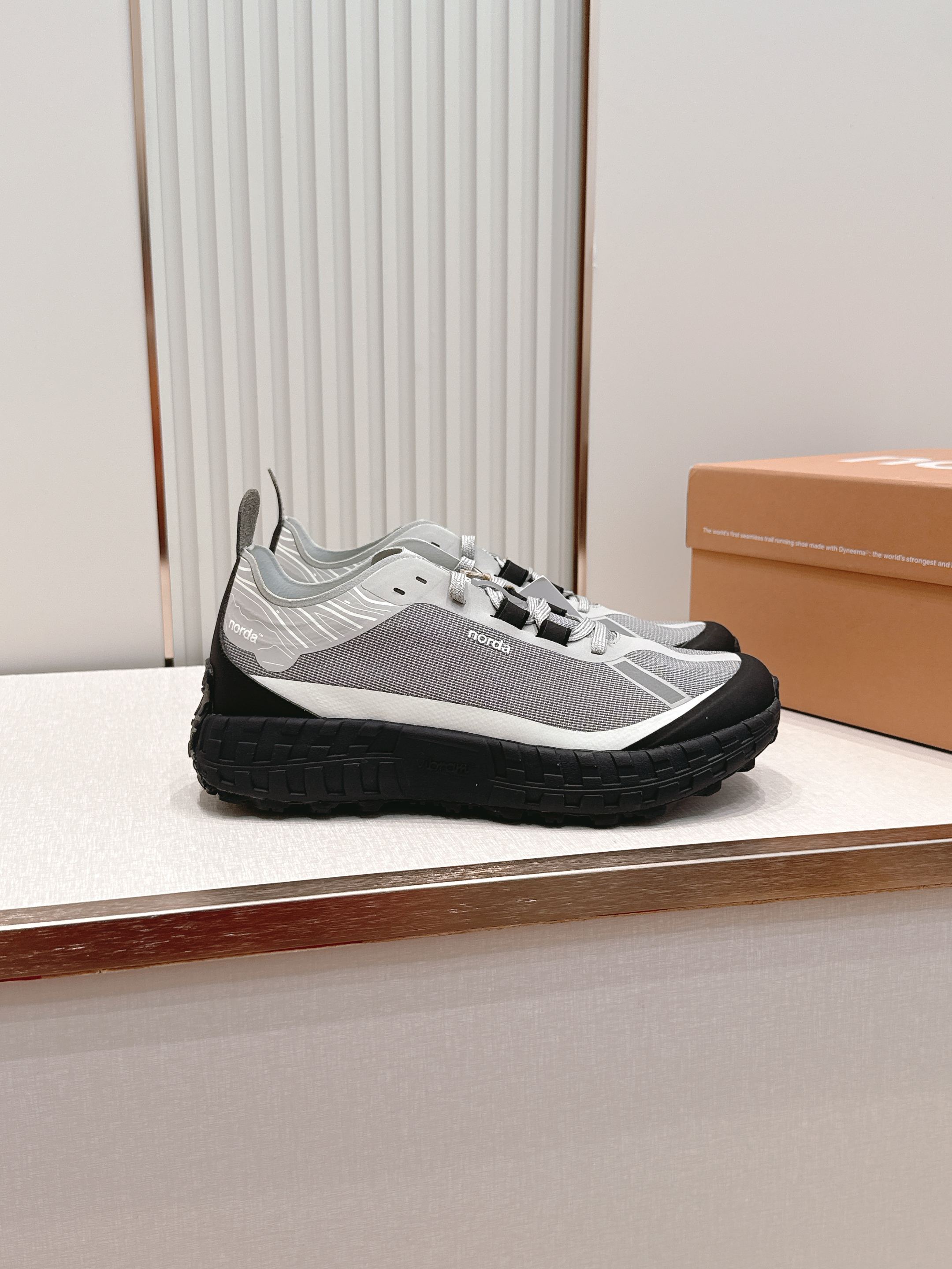 情侣款ZEGNA x norda™杰尼亚 联名款 户外 越野 跑步鞋 休闲 运动鞋 杰尼亚 x nord