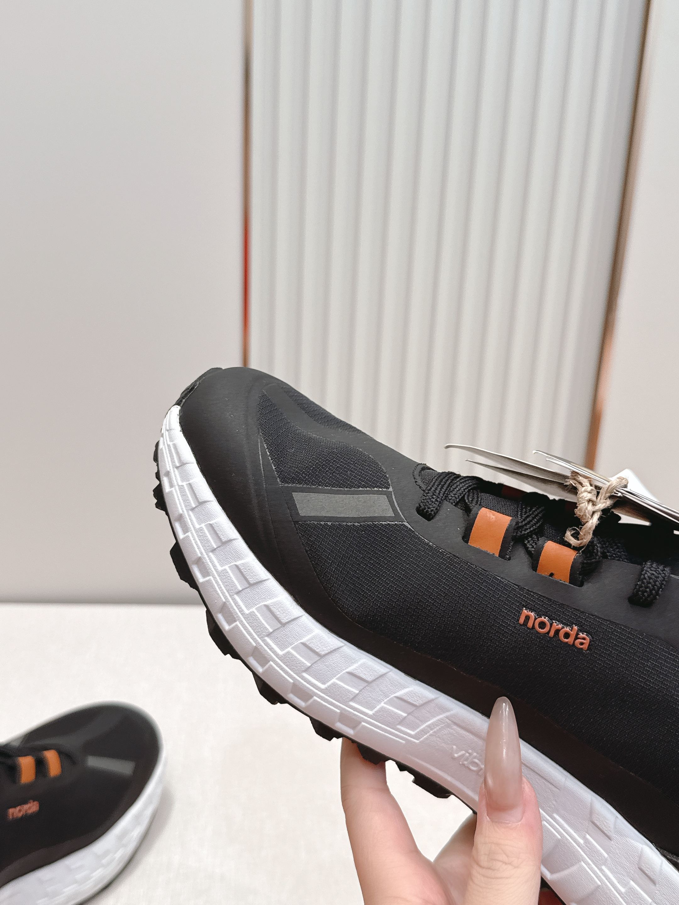 情侣款ZEGNA x norda™杰尼亚 联名款 户外 越野 跑步鞋 休闲 运动鞋 杰尼亚 x nord 情侣款ZEGNA x norda™杰尼亚 联名款 户外 越野 跑步鞋 休闲 运动鞋 杰尼亚 x nord