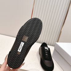 全皮面 JIMMY CHOO D周仰杰新款休闲运动鞋 值在線還超級舒適,不論是搭配牛仔褲走街頭風,還是配 全皮面 JIMMY CHOO D周仰杰新款休闲运动鞋 值在線還超級舒適,不論是搭配牛仔褲走街頭風,還是配