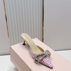 拖鞋 Mach&Mach 26s新款尖头水钻后空凉鞋 拖鞋又美又嗲、珍珠蝴蝶结加缠绕式设计让你在人群中一 拖鞋 Mach&Mach 26s新款尖头水钻后空凉鞋 拖鞋又美又嗲、珍珠蝴蝶结加缠绕式设计让你在人群中一